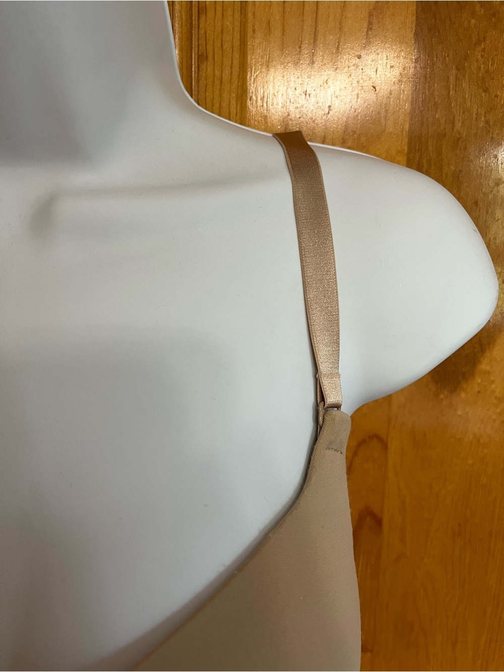 Flexees Nude Underwire Shaping Bodysuit - Picture 2 of 8